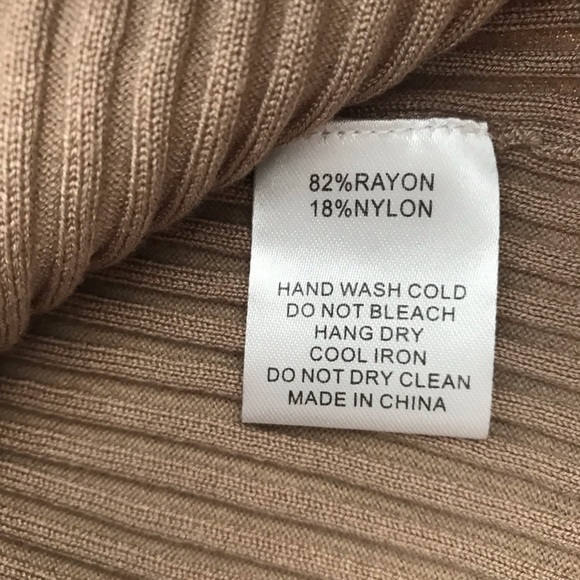 Mod Ref Ribbed Midi Dress - Picture 3 of 5